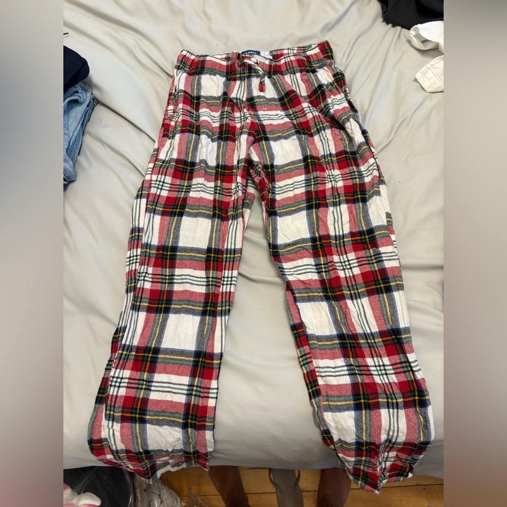 Old Navy Red Plaid Pj pants